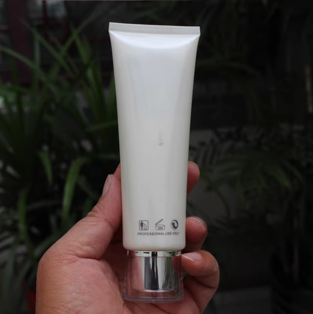 香港羽茜珀金 TB-001 活颜臻白洁颜乳